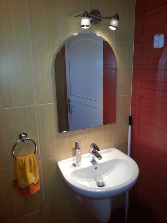 Ferienwohnung Nador Apartman Balatonlelle Zimmer foto
